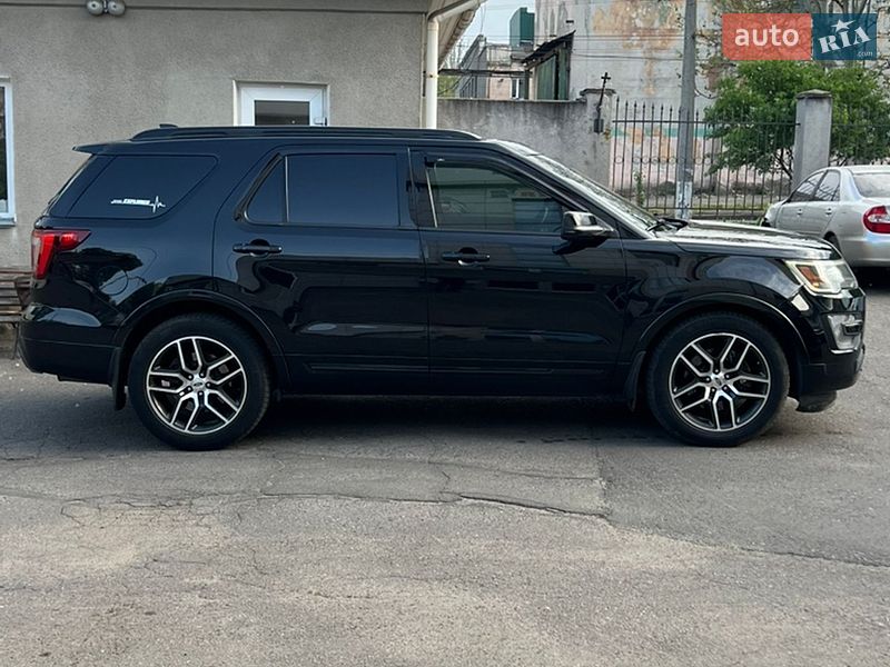 Позашляховик / Кросовер Ford Explorer 2016 в Одесі