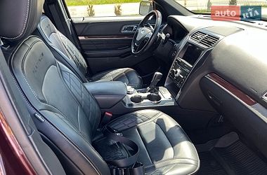 Внедорожник / Кроссовер Ford Explorer 2018 в Виннице