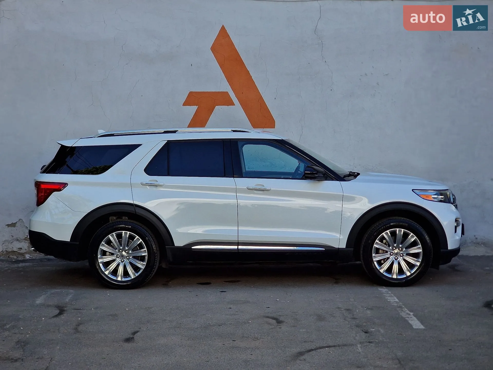 2019 Ford Explorer - мініатюра 20