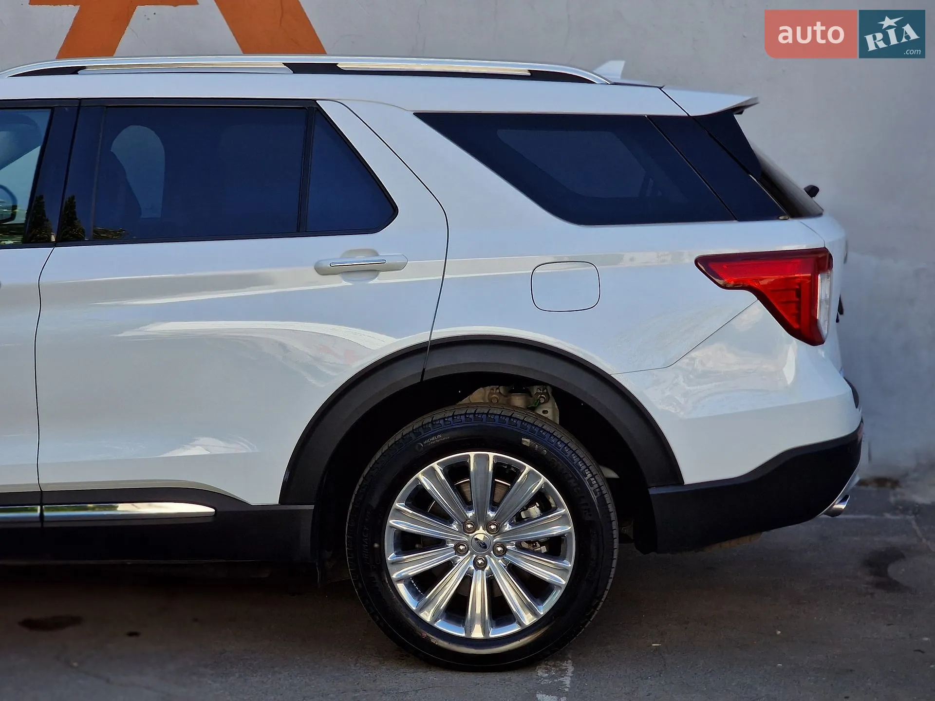 2019 Ford Explorer - мініатюра 24