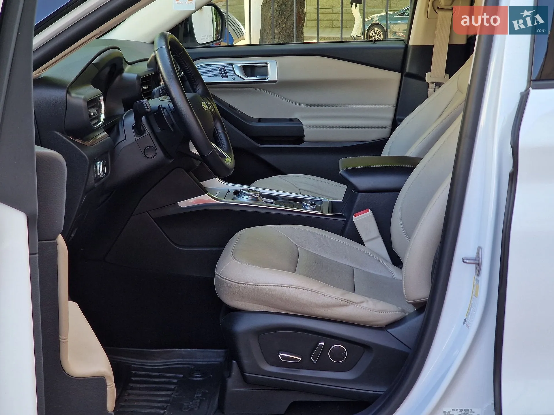 2019 Ford Explorer - мініатюра 41