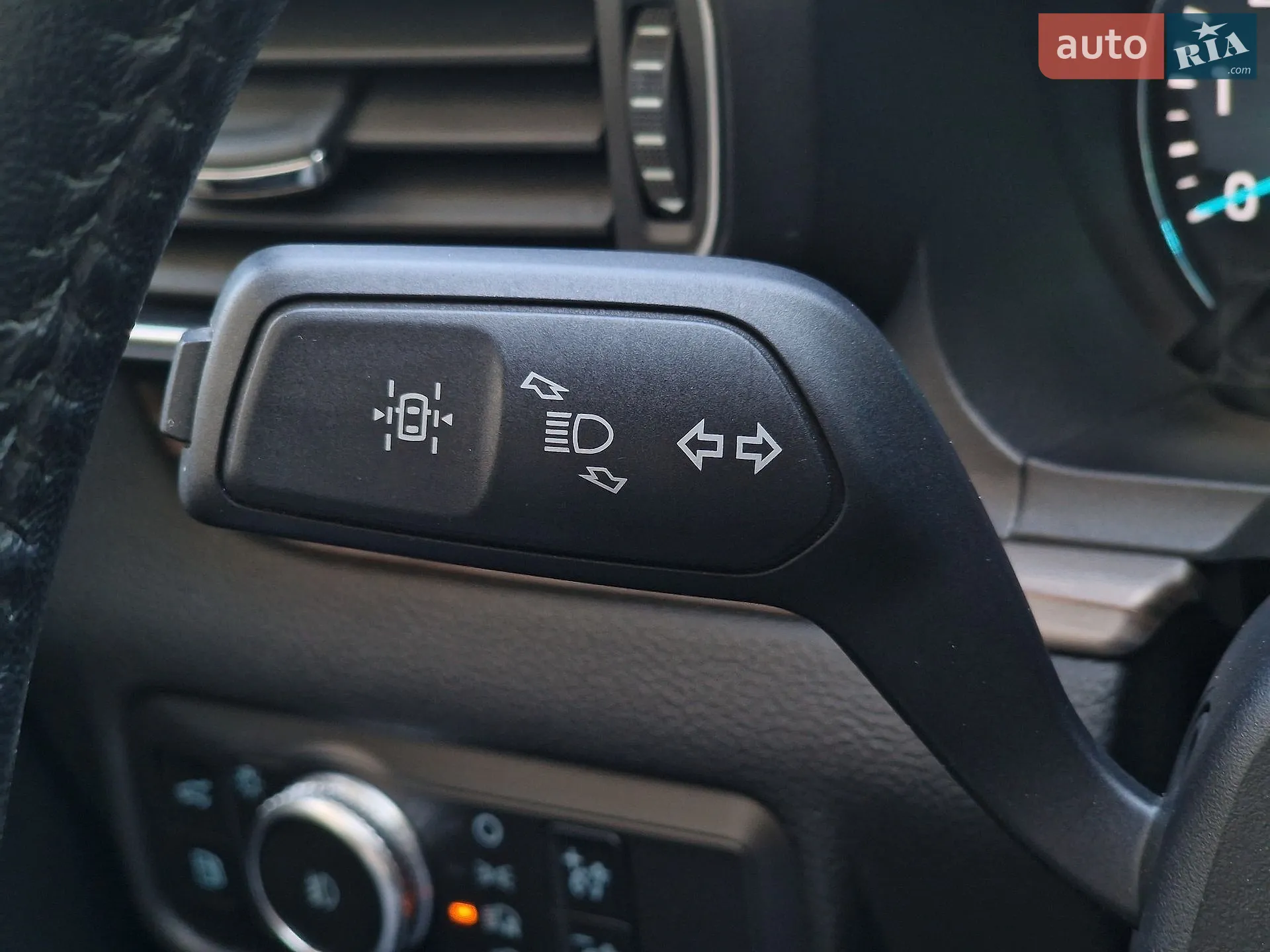 2019 Ford Explorer - мініатюра 70