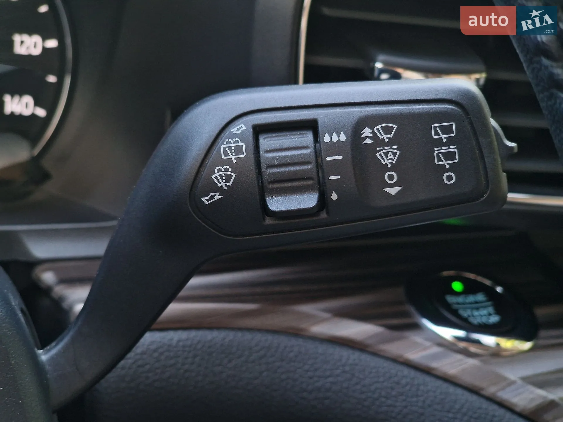 2019 Ford Explorer - мініатюра 71