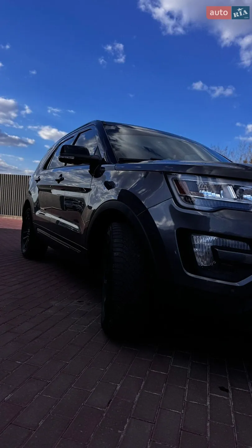 2017 Ford Explorer - мініатюра 6