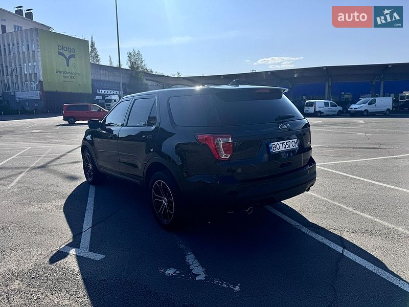 Внедорожник / Кроссовер Ford Explorer 2017 в Ивано-Франковске