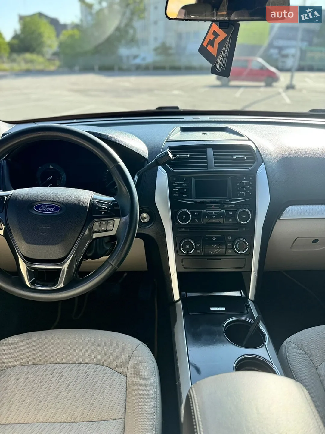 2017 Ford Explorer - мініатюра 11