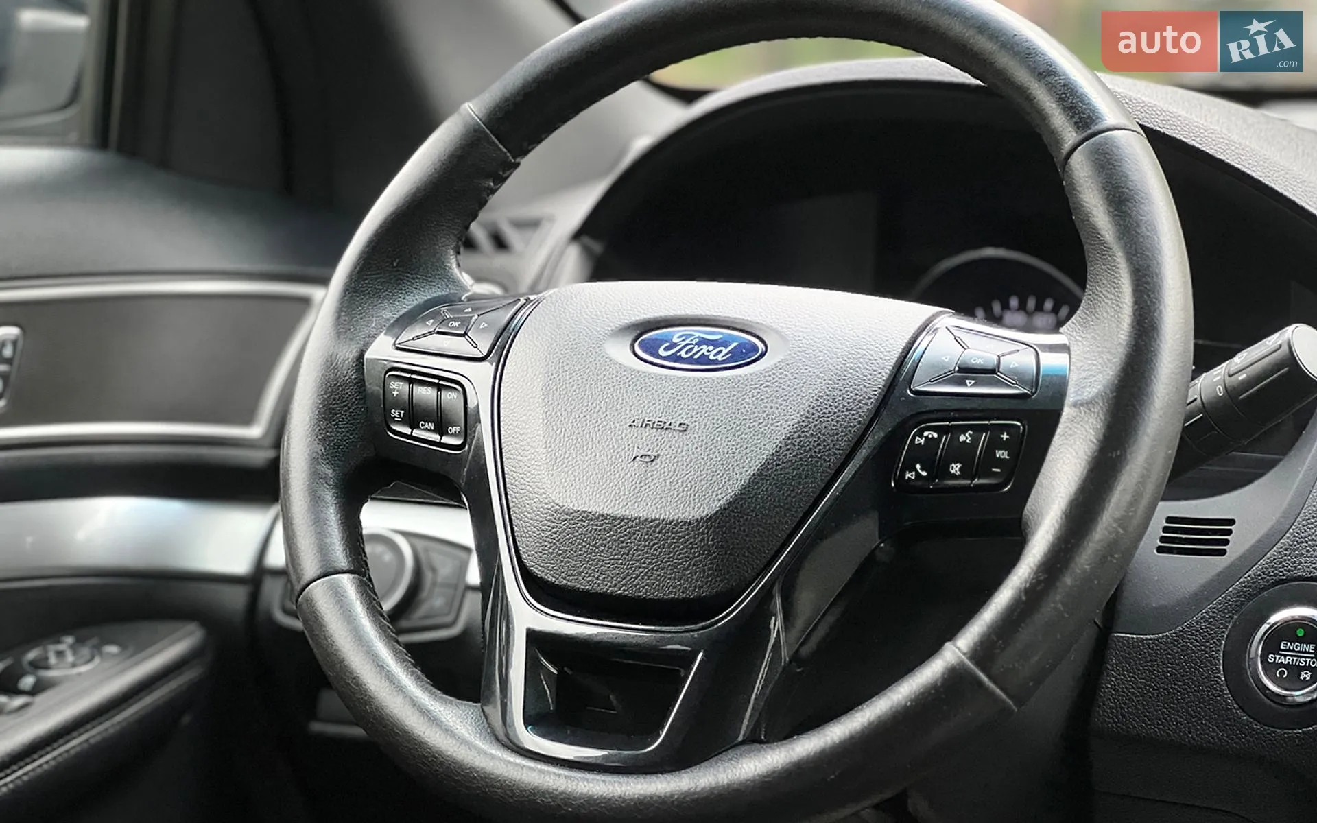 2015 Ford Explorer - мініатюра 23