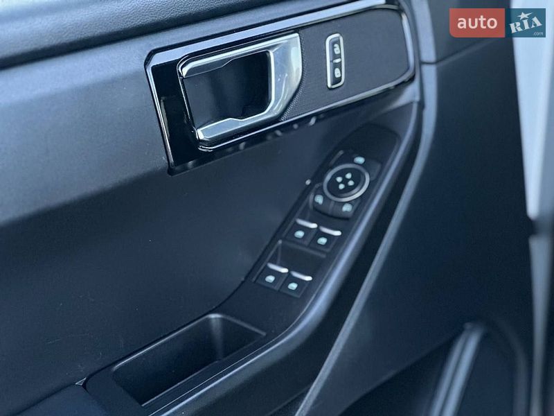 Внедорожник / Кроссовер Ford Explorer 2022 в Ровно