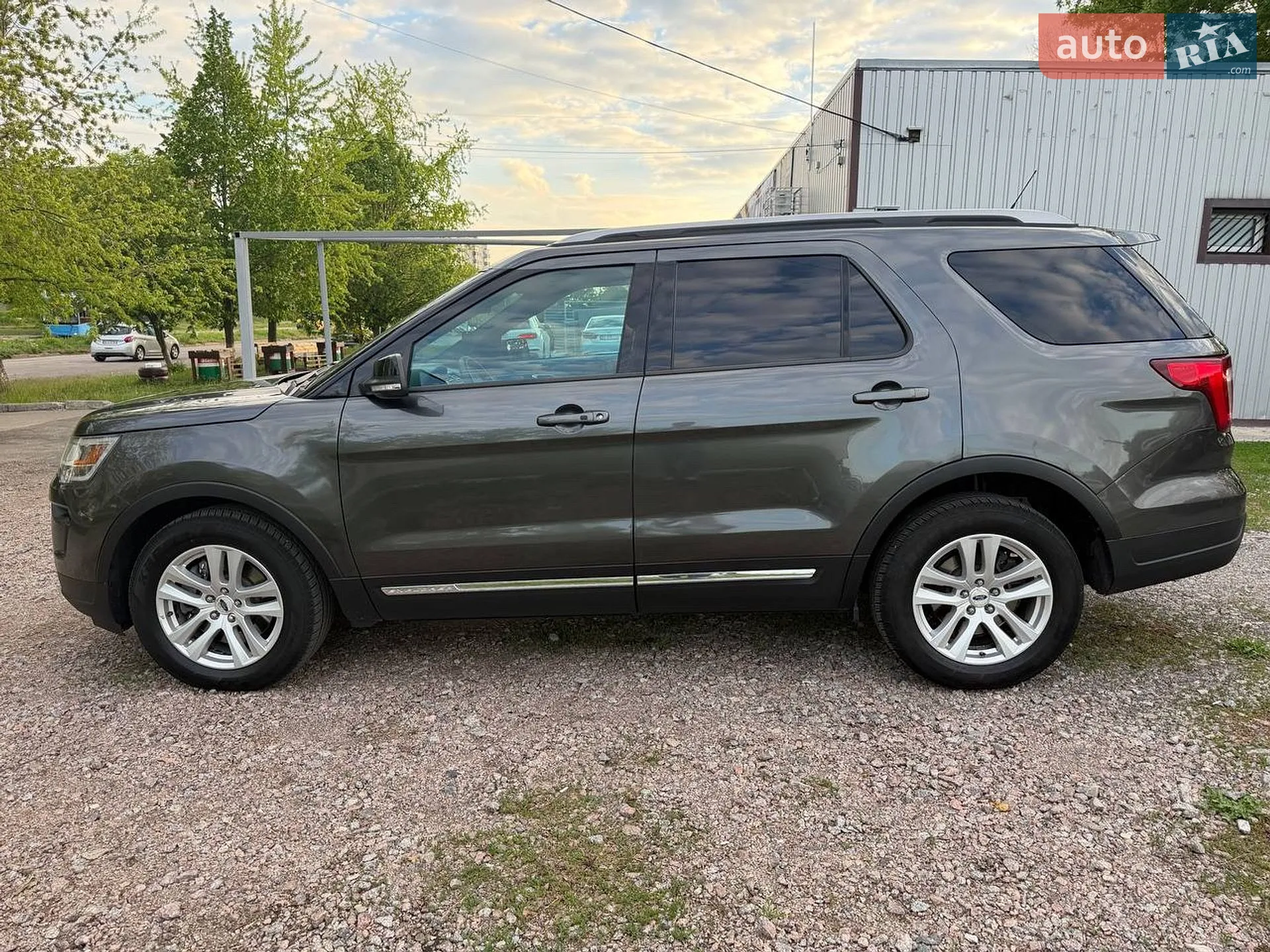 2018 Ford Explorer - мініатюра 3