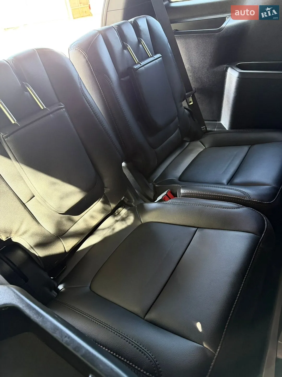 2018 Ford Explorer - мініатюра 52