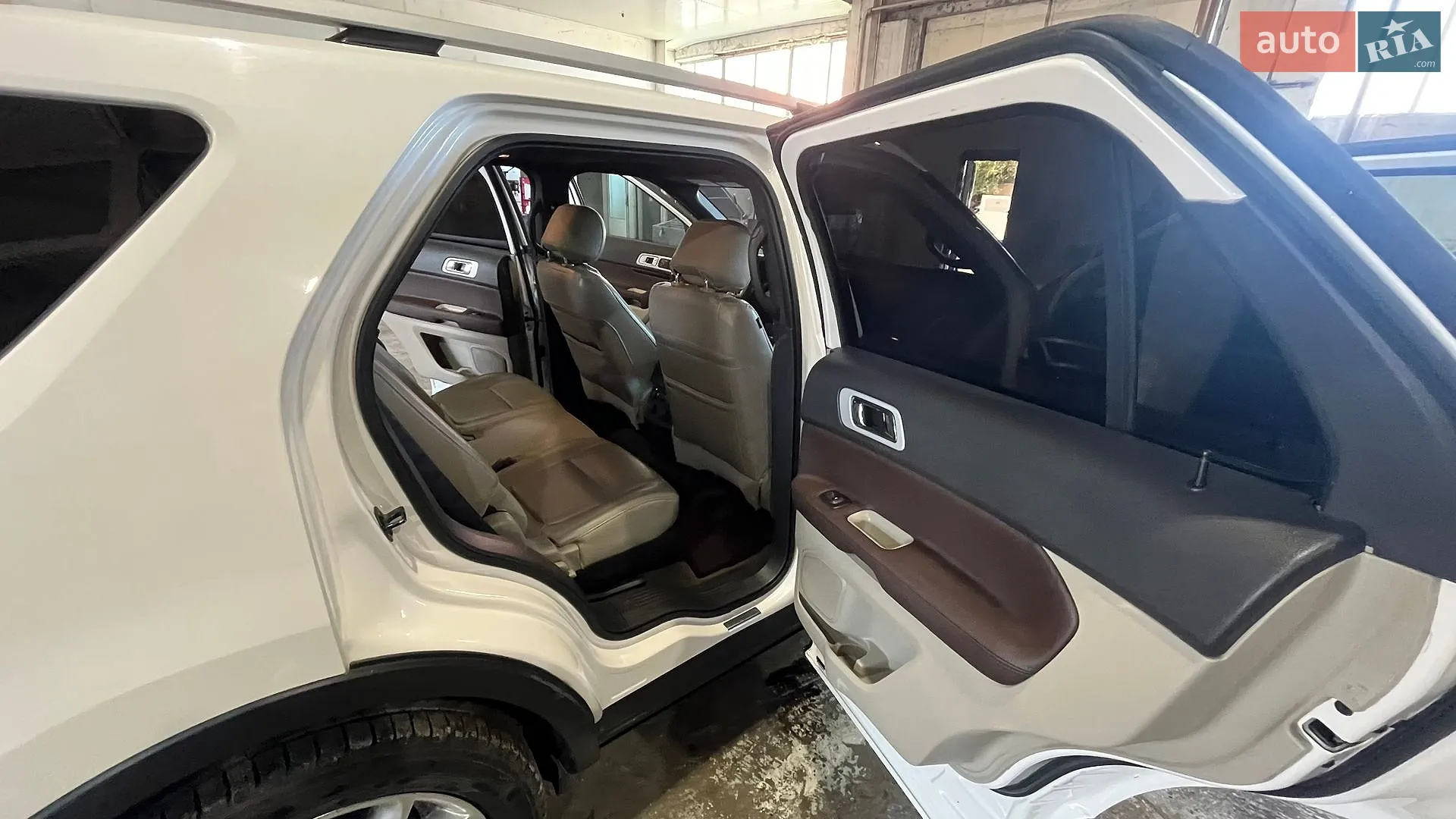 2013 Ford Explorer - мініатюра 7