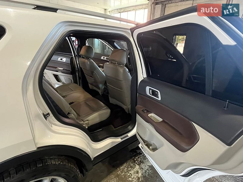 Позашляховик / Кросовер Ford Explorer 2013 в Дніпрі
