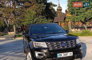 Внедорожник / Кроссовер Ford Explorer 2015 в Ровно