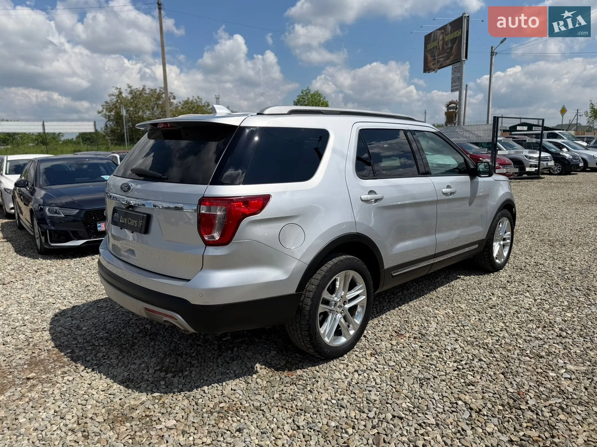 2016 Ford Explorer - мініатюра 14