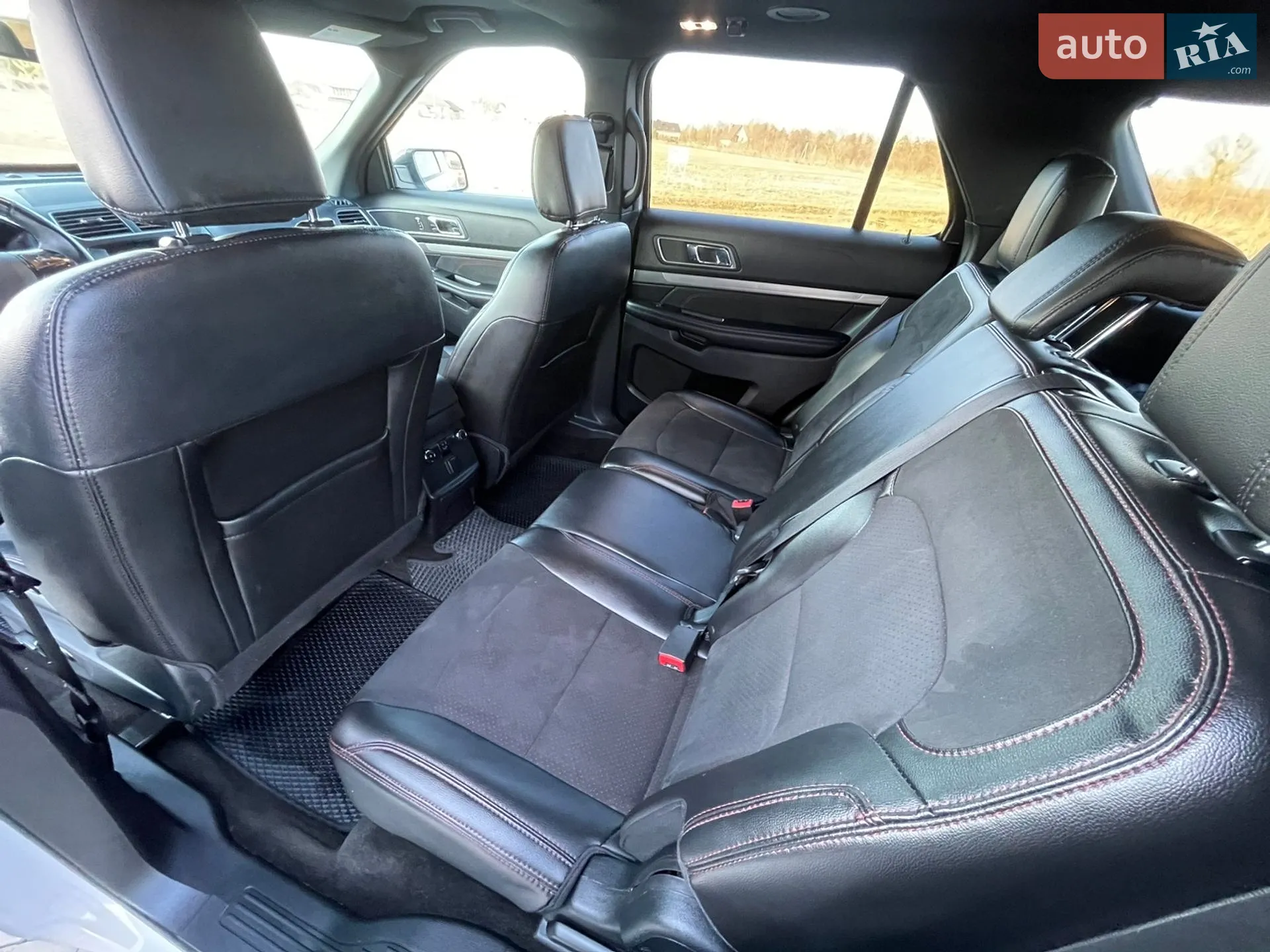 2018 Ford Explorer - мініатюра 64