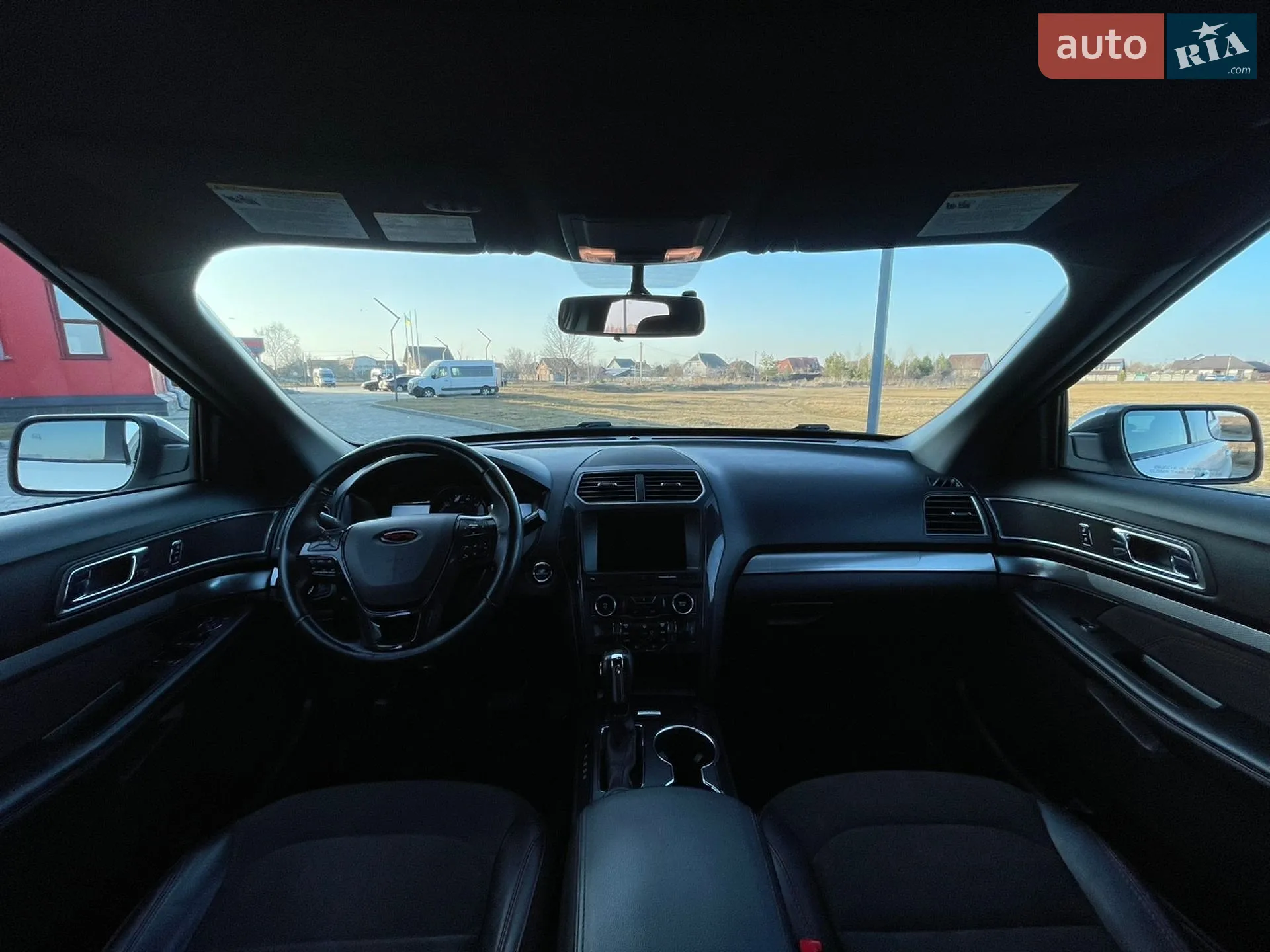 2018 Ford Explorer - мініатюра 85