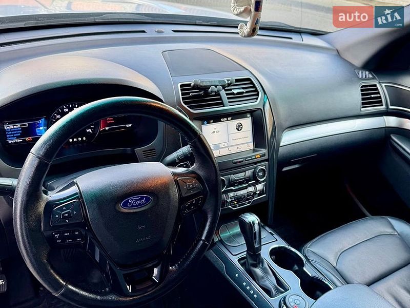 Внедорожник / Кроссовер Ford Explorer 2016 в Киеве