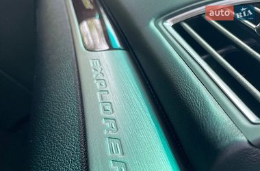 Позашляховик / Кросовер Ford Explorer 2016 в Броварах