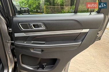 Позашляховик / Кросовер Ford Explorer 2016 в Львові фото 35 Позашляховик / Кросовер Ford Explorer 2016 в Львові