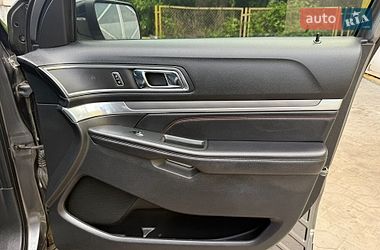 Позашляховик / Кросовер Ford Explorer 2016 в Львові фото 40 Позашляховик / Кросовер Ford Explorer 2016 в Львові