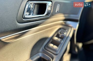Позашляховик / Кросовер Ford Explorer 2017 в Львові