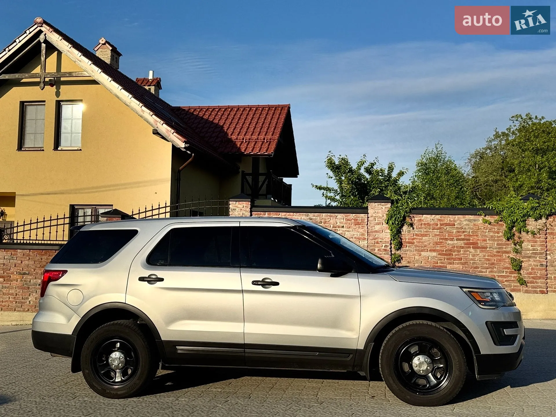 2017 Ford Explorer - мініатюра 30