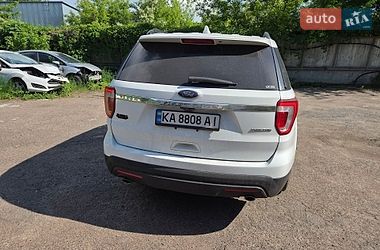 Позашляховик / Кросовер Ford Explorer 2016 в Києві