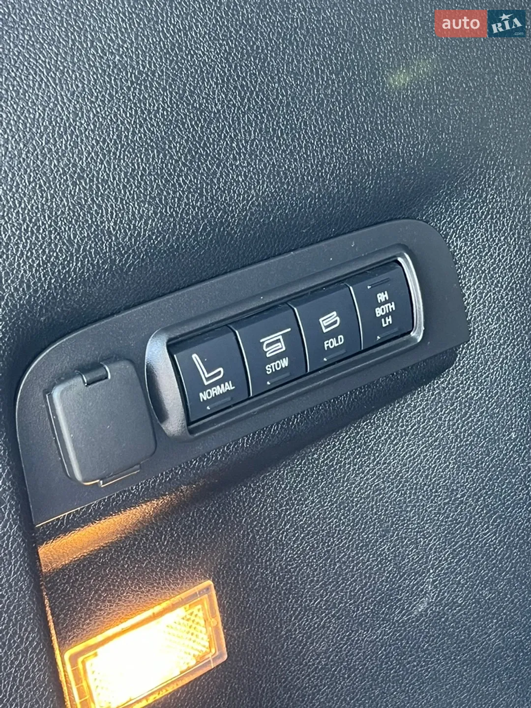 2017 Ford Explorer - мініатюра 36