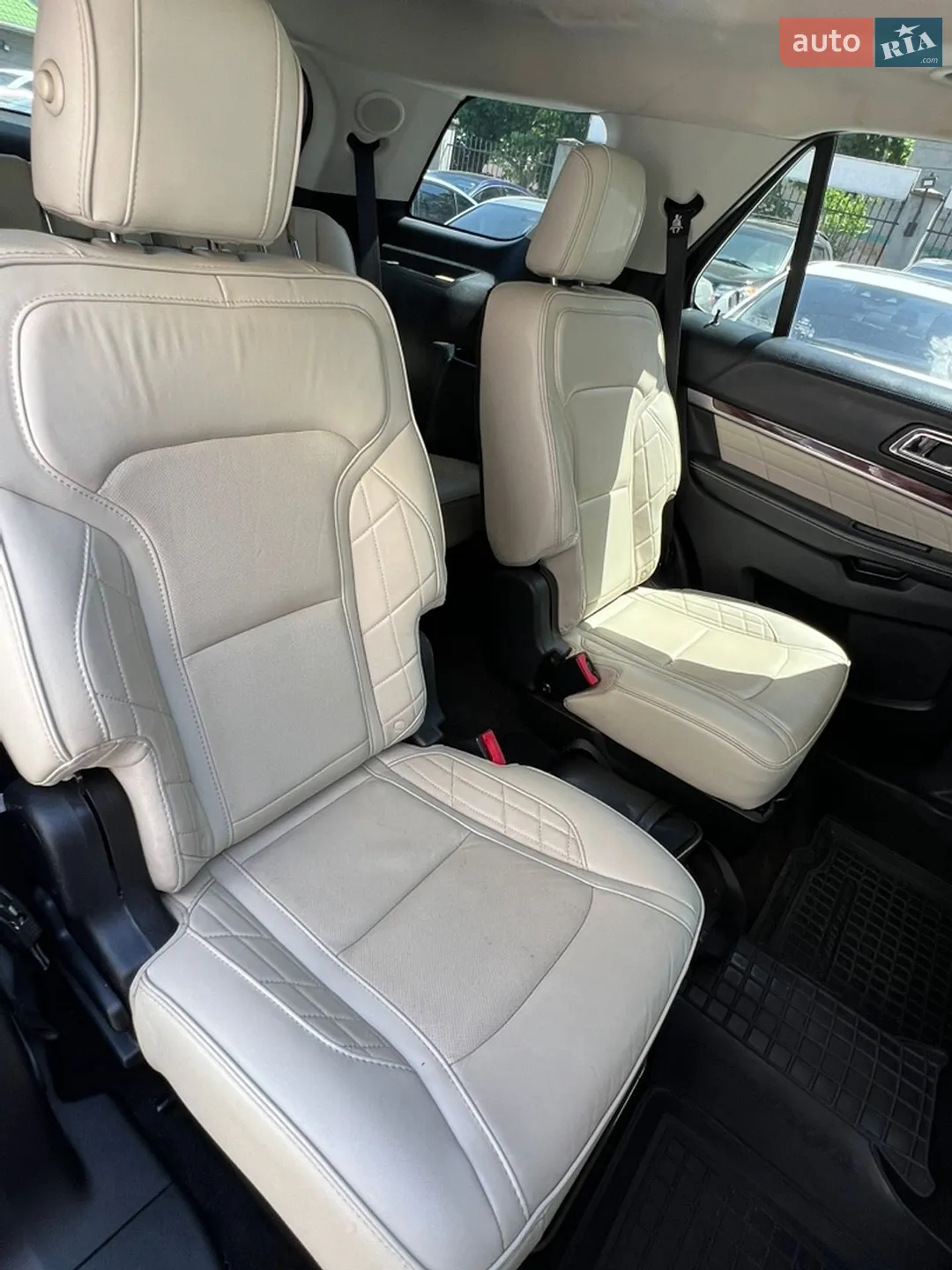 2017 Ford Explorer - мініатюра 40