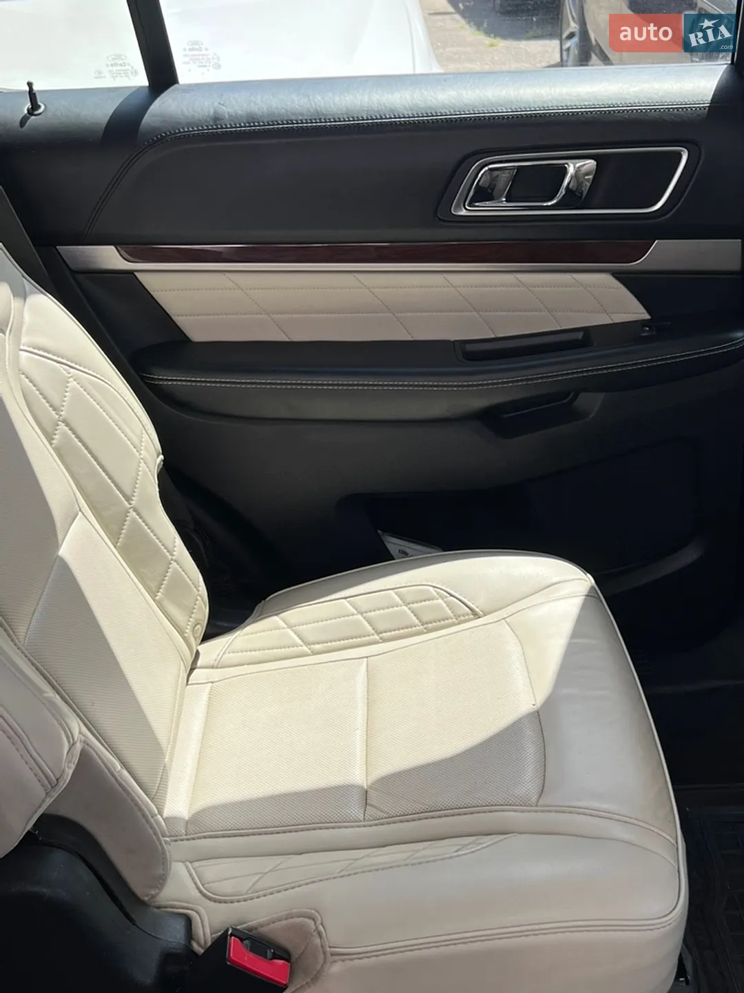 2017 Ford Explorer - мініатюра 43