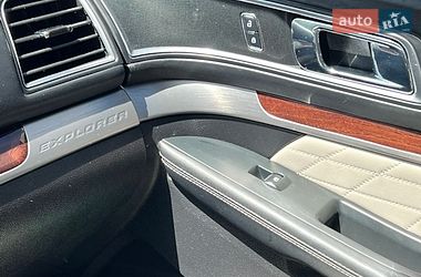 Внедорожник / Кроссовер Ford Explorer 2017 в Одессе