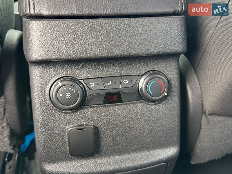 Позашляховик / Кросовер Ford Explorer 2012 в Києві