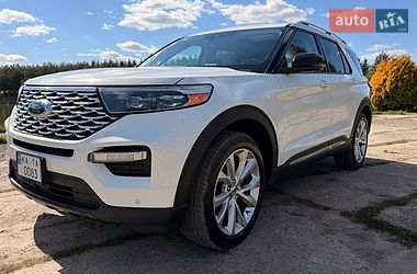 Внедорожник / Кроссовер Ford Explorer 2022 в Киеве