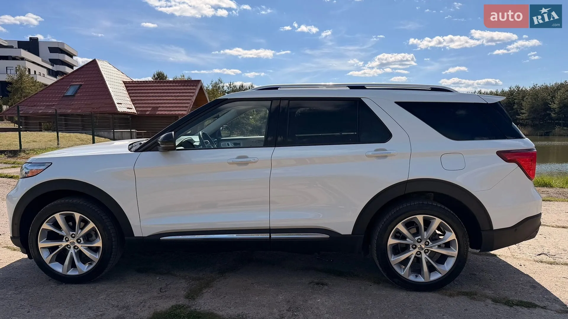 2022 Ford Explorer - мініатюра 6