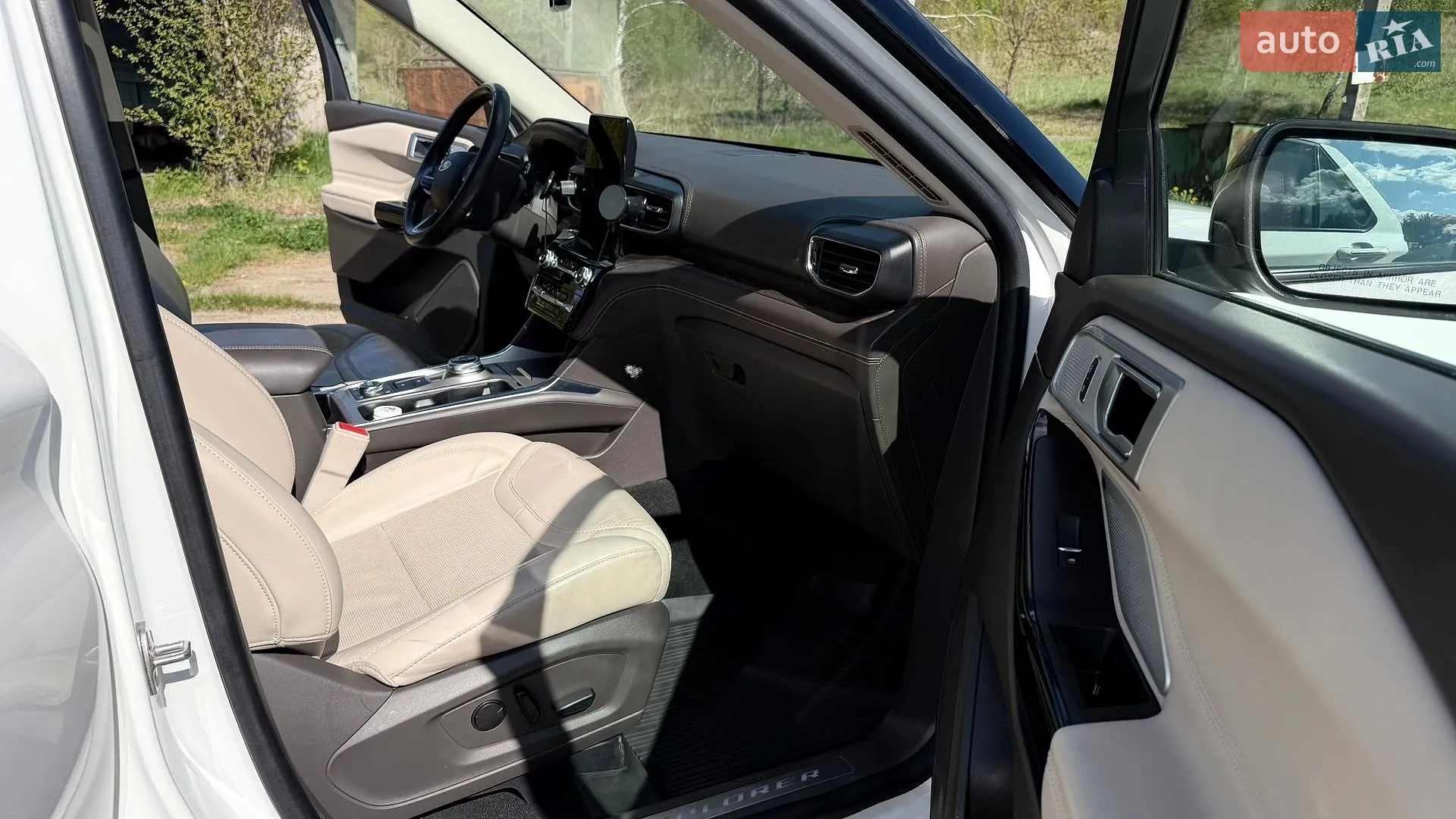 2022 Ford Explorer - мініатюра 19