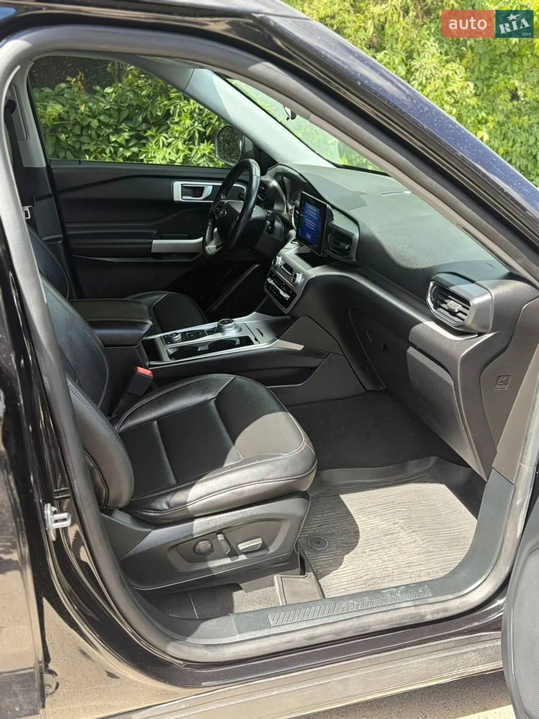 2020 Ford Explorer - мініатюра 8