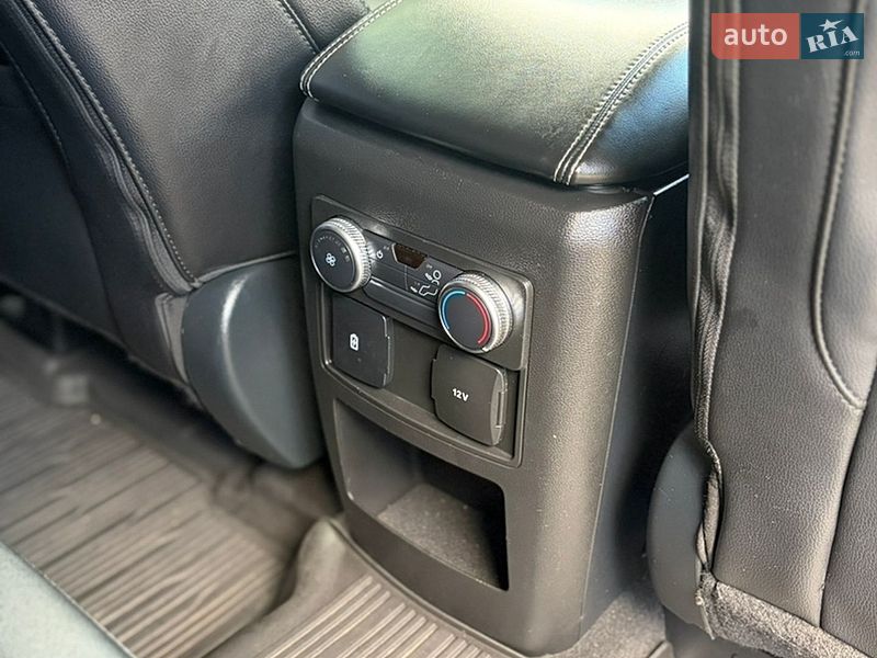 Позашляховик / Кросовер Ford Explorer 2020 в Рівному
