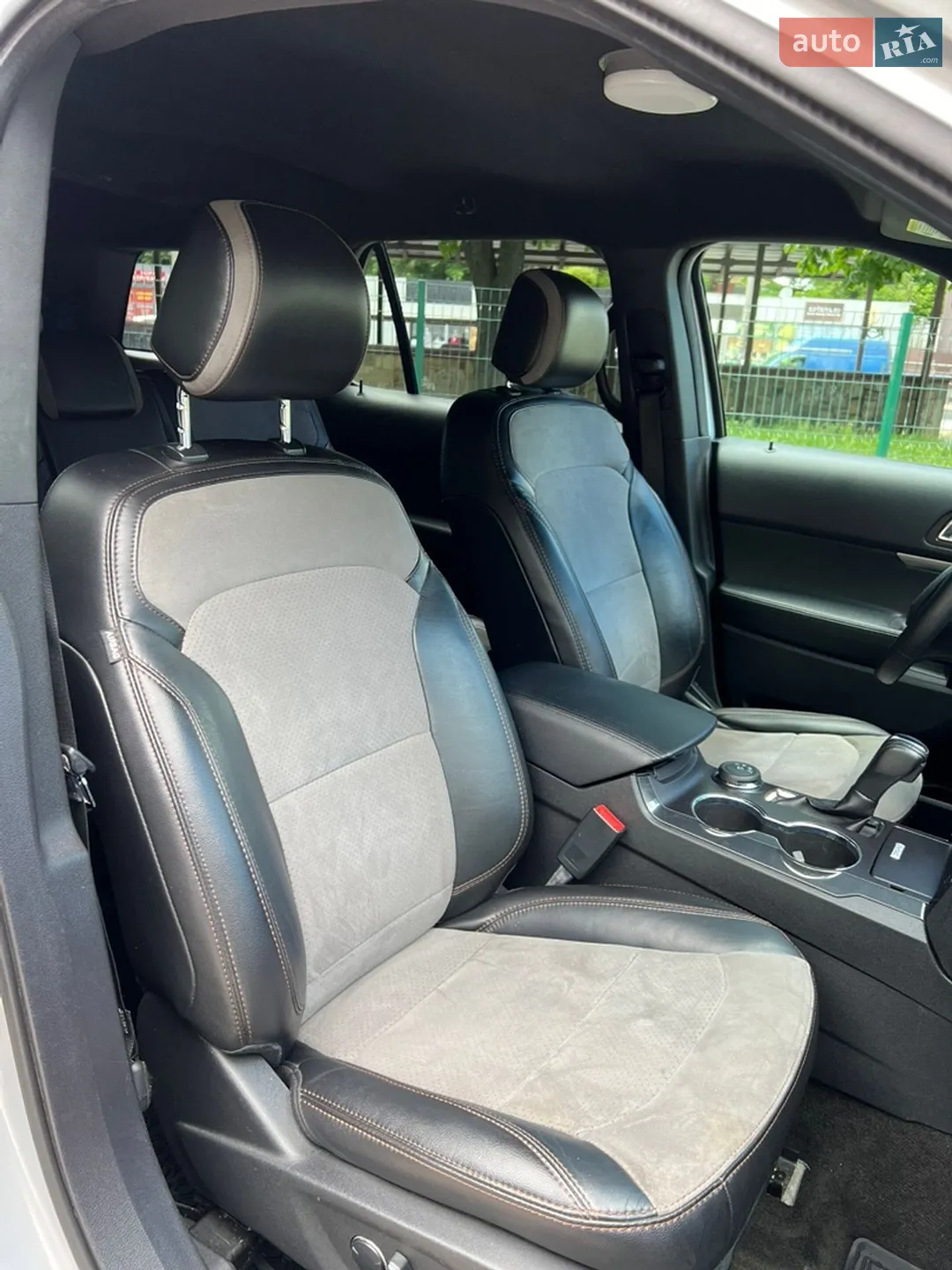 2018 Ford Explorer - мініатюра 28
