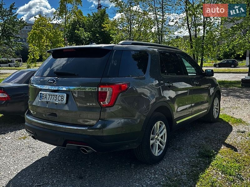 Позашляховик / Кросовер Ford Explorer 2018 в Кропивницькому
