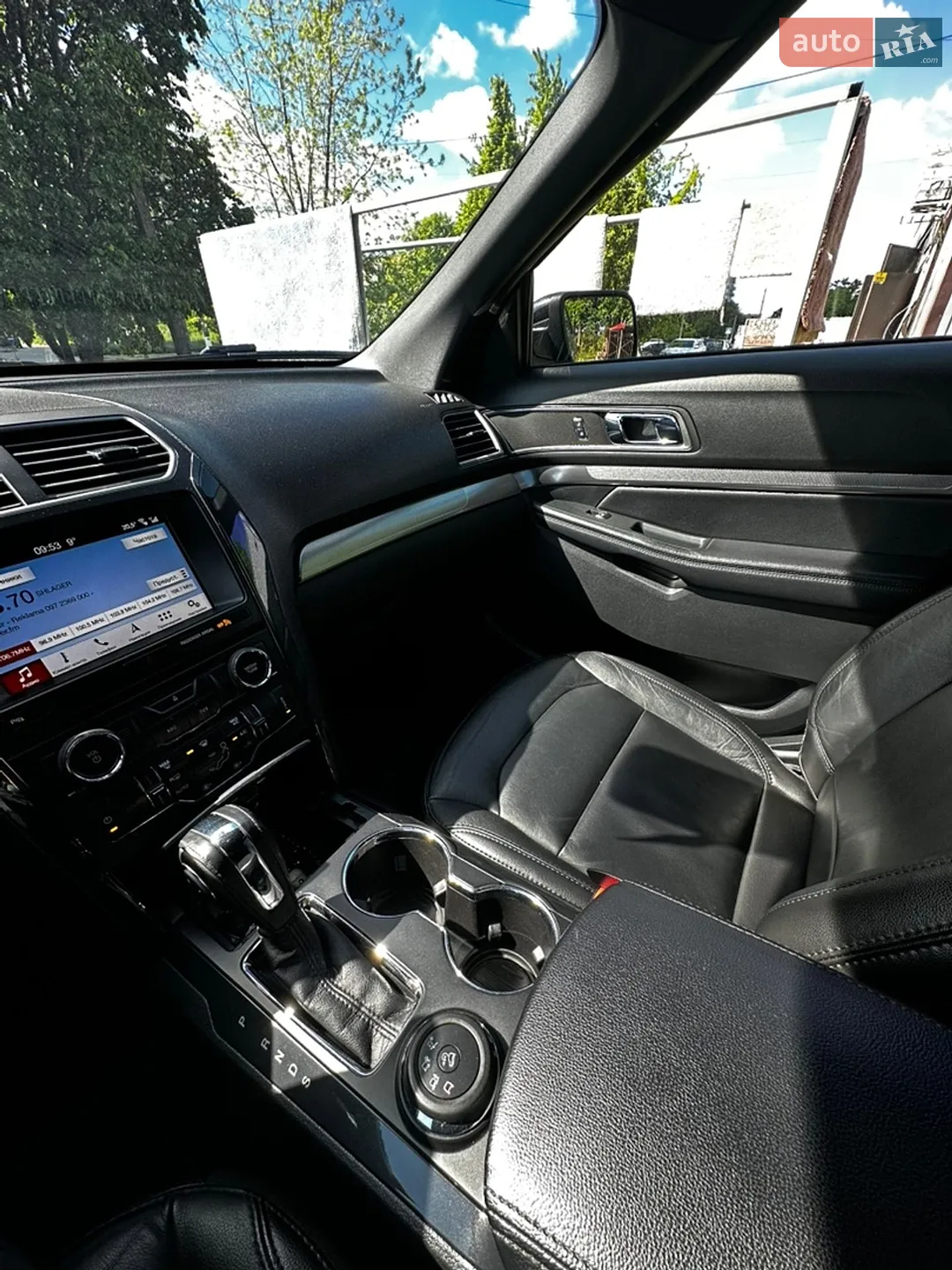 2018 Ford Explorer - мініатюра 9