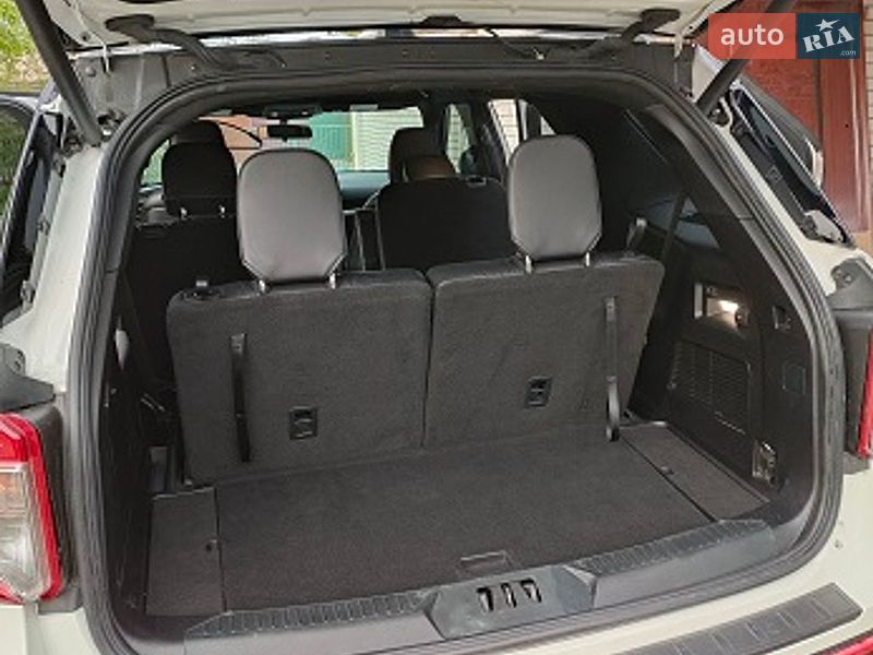 Позашляховик / Кросовер Ford Explorer 2020 в Києві