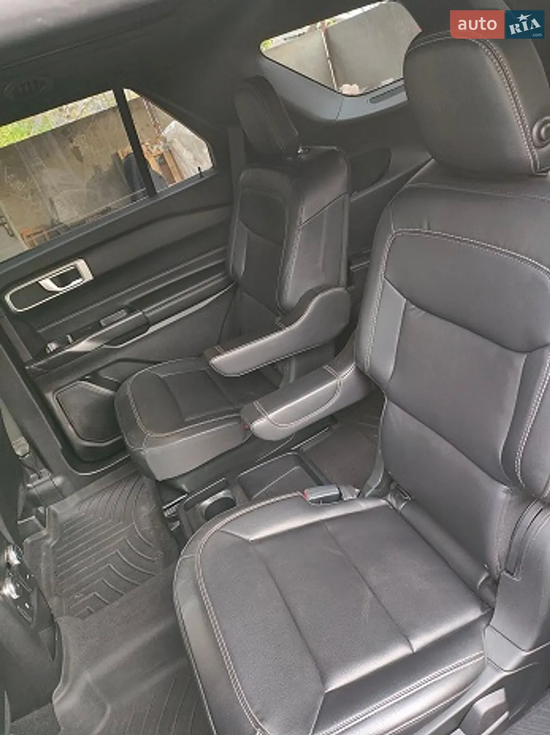2020 Ford Explorer - мініатюра 17