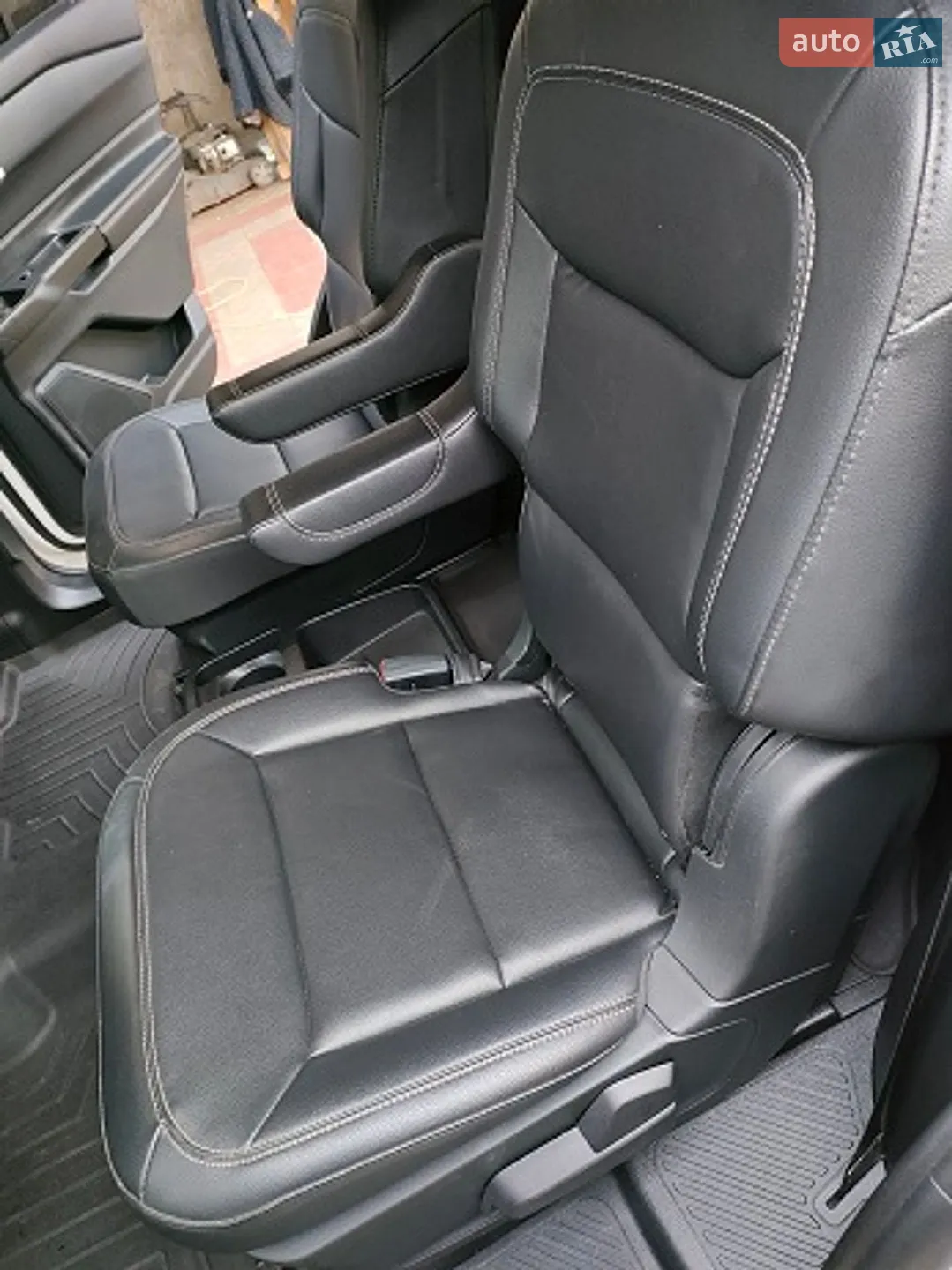 2020 Ford Explorer - мініатюра 22