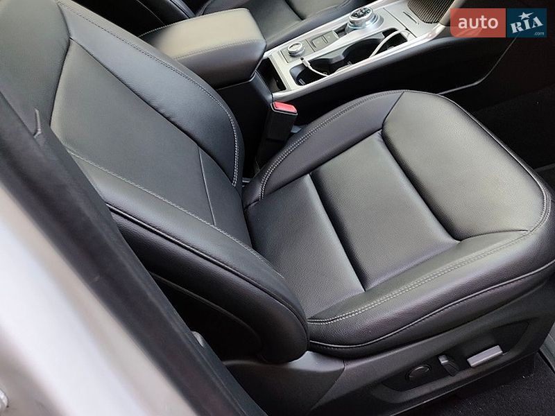 Позашляховик / Кросовер Ford Explorer 2020 в Києві