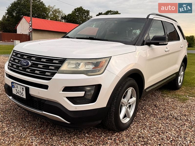 Позашляховик / Кросовер Ford Explorer 2016 в Києві