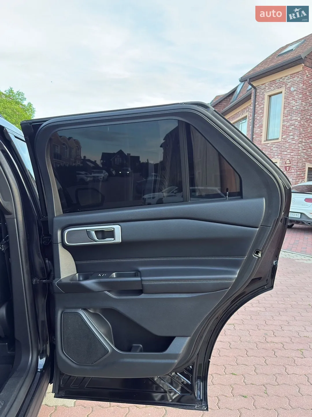 2020 Ford Explorer - мініатюра 14