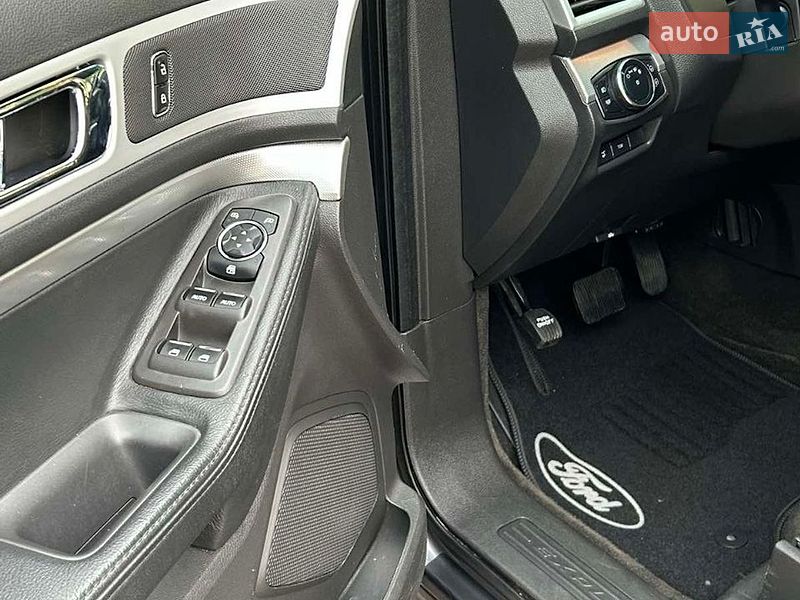 Внедорожник / Кроссовер Ford Explorer 2012 в Житомире фото 6 Внедорожник / Кроссовер Ford Explorer 2012 в Житомире