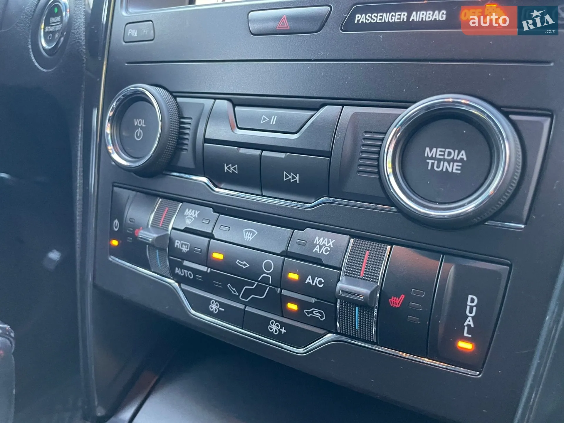 2018 Ford Explorer - мініатюра 97