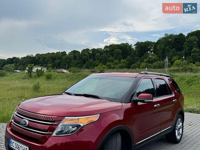 Внедорожник / Кроссовер Ford Explorer 2012 в Городке