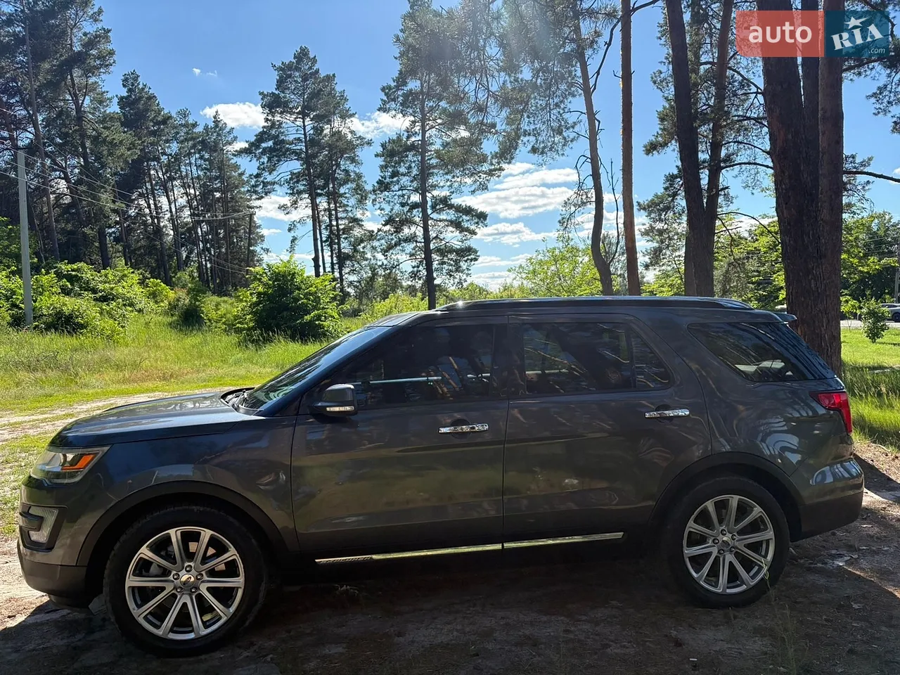2017 Ford Explorer - мініатюра 25